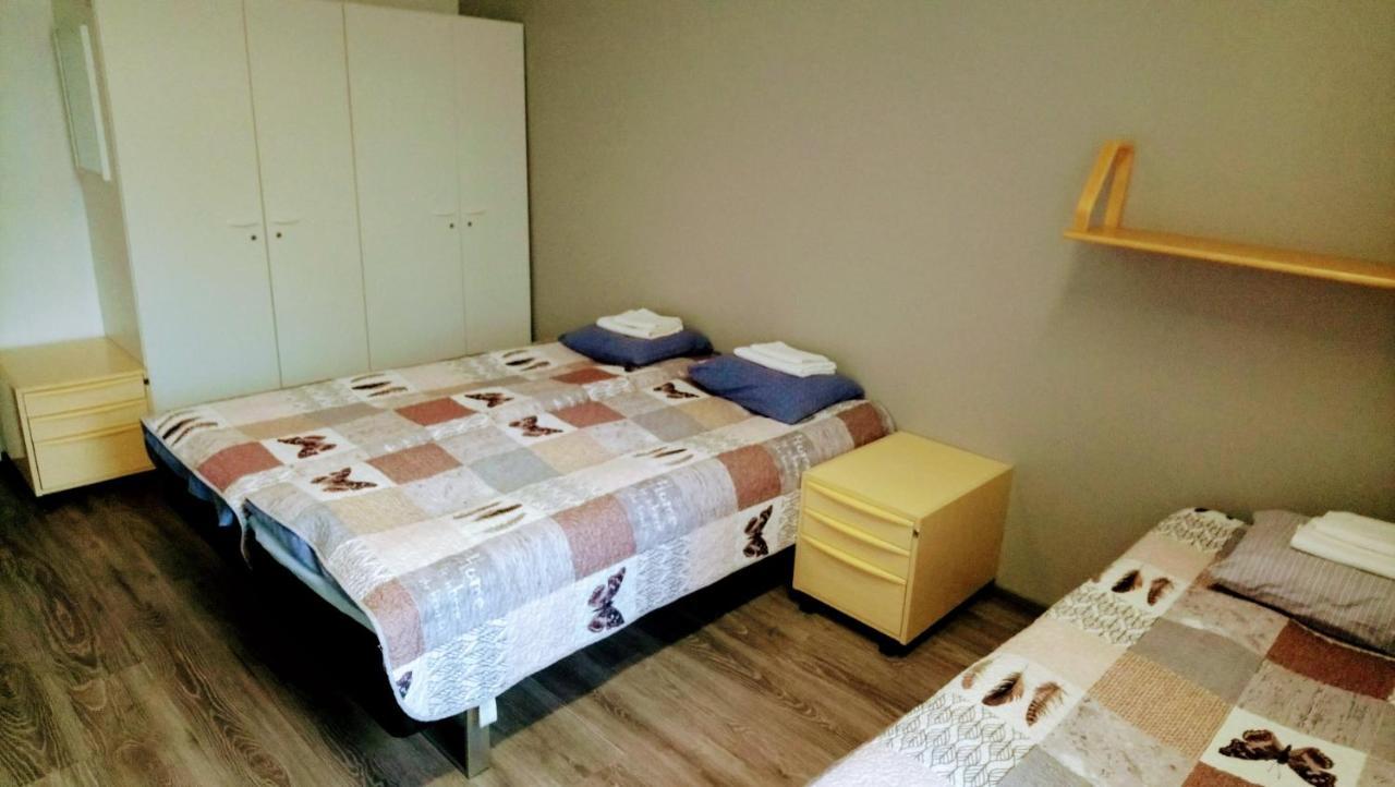 Hostel Vanha Koulu Monola Eksteriør billede