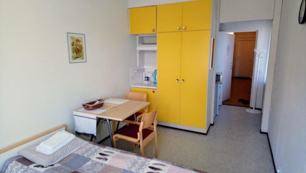 Hostel Vanha Koulu Monola Eksteriør billede
